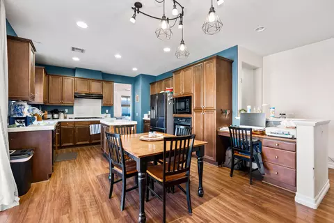 6103 Ryans Pl, Lancaster, CA 93536 photo 9