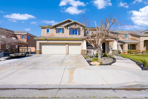 6103 Ryans Pl, Lancaster, CA 93536 photo 2