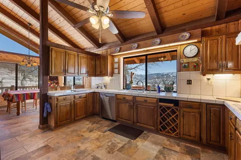 24741 Deertrail Dr, Tehachapi, CA 93561 photo 13