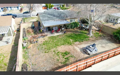 42909 Willow W Ct, Lancaster, CA 93536 photo 17