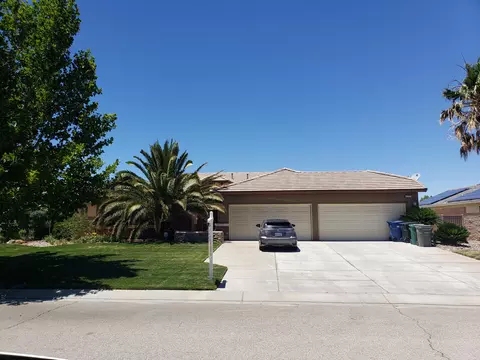 42529 36th St W, Lancaster, CA 93536
