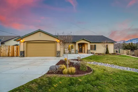 20908 Ridgeway Dr, Tehachapi, CA 93561 photo 1