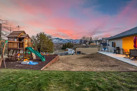 20908 Ridgeway Dr, Tehachapi, CA 93561 photo 37