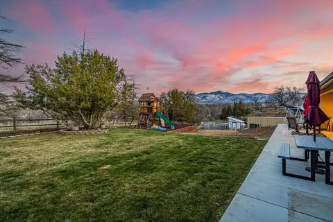 20908 Ridgeway Dr, Tehachapi, CA 93561 photo 35