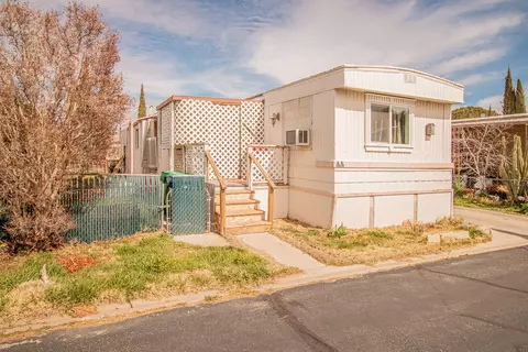4444 Avenue R Spc 44 E #., Palmdale, CA 93552