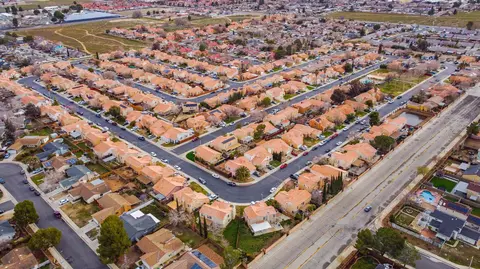2261 Mark Ave, Palmdale, CA 93550 photo 29