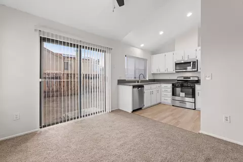 2261 Mark Ave, Palmdale, CA 93550 photo 9