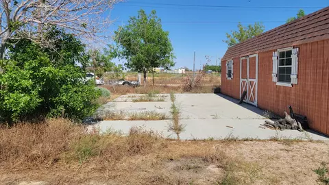 Ave E 8 W, Lancaster, CA 93536 photo 9