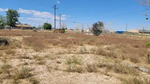 Ave E 8 W, Lancaster, CA 93536 photo 7