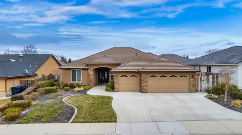 1306 Fair Oak Dr, Tehachapi, CA 93561 photo 1