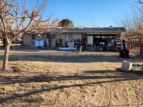 16879 Mountain View Ave, North Edwards, CA 93523 photo 3