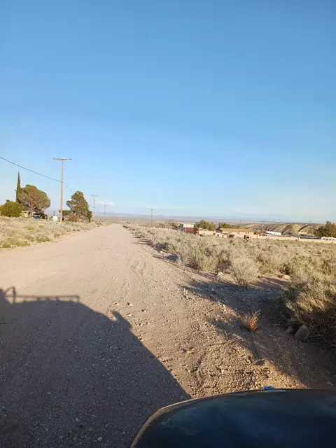 Piute Pass Road, Mojave, CA 93501 photo 3