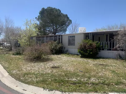 1301 I Ave E #335, Lancaster, CA 93535 photo 11