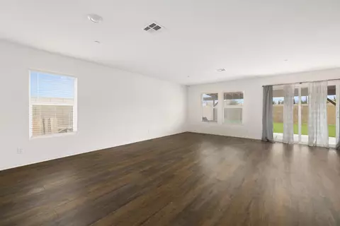 6236 Pondera St, Lancaster, CA 93536 photo 2