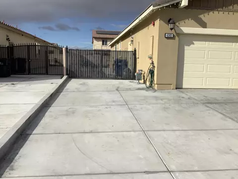 4303 W Ivyton St, Lancaster, CA 93536 photo 7