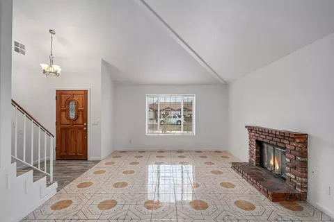 38656 E 28th St, Palmdale, CA 93550 photo 4