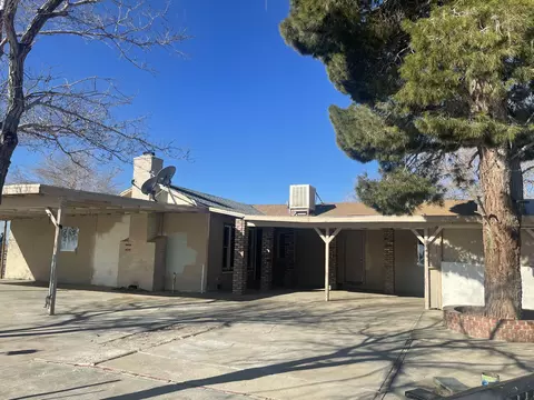 48004 105th St E, Lancaster, CA 93535