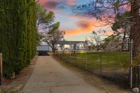 33036 165th St E, Llano, CA 93544 photo 2