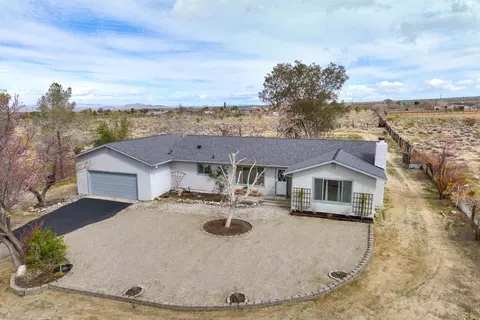 33036 165th St E, Llano, CA 93544 photo 3