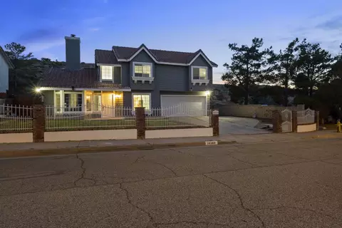 39369 Beacon Ln, Palmdale, CA 93551 photo 3