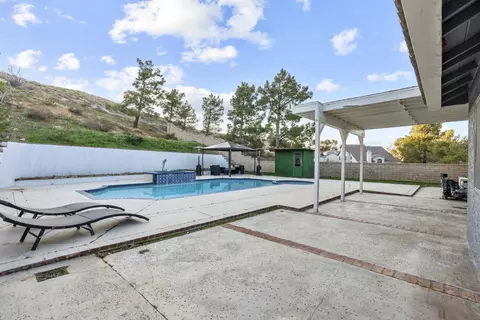 39369 Beacon Ln, Palmdale, CA 93551 photo 33