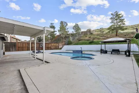 39369 Beacon Ln, Palmdale, CA 93551 photo 35