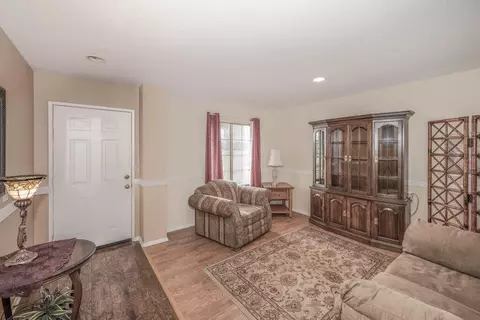 6202 Treehaven Ct, Lancaster, CA 93536 photo 11