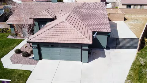 6202 Treehaven Ct, Lancaster, CA 93536 photo 2