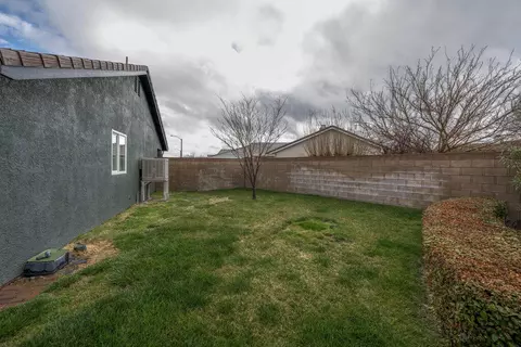 6202 Treehaven Ct, Lancaster, CA 93536 photo 38