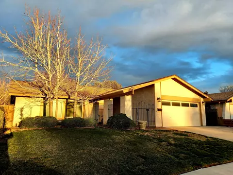 44822 Lorimer Ave, Lancaster, CA 93534