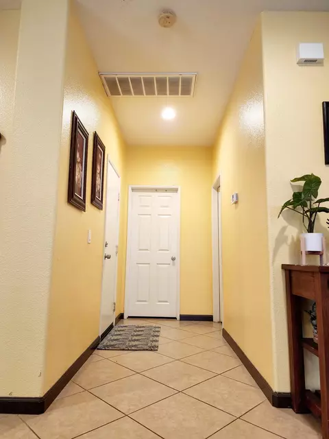 2060 Krystal Ave, Lancaster, CA 93536 photo 6