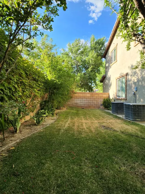 2060 Krystal Ave, Lancaster, CA 93536 photo 17