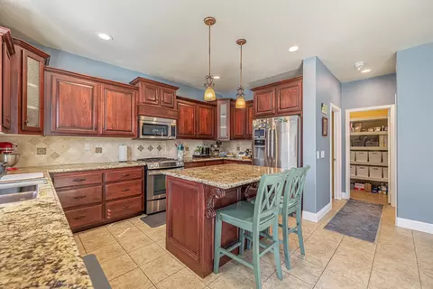 106 Manzanita Ln, Tehachapi, CA 93561 photo 6