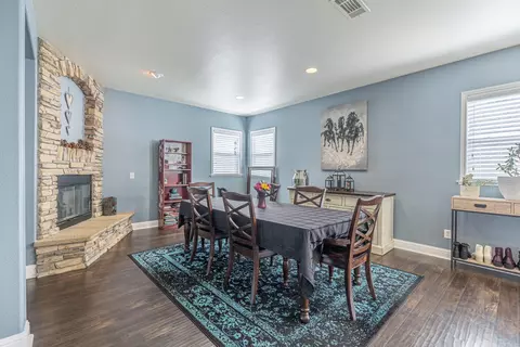 106 Manzanita Ln, Tehachapi, CA 93561 photo 5