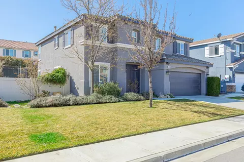 106 Manzanita Ln, Tehachapi, CA 93561 photo 2