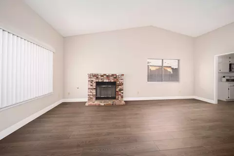 43920 Estrella Ln, Lancaster, CA 93535 photo 5