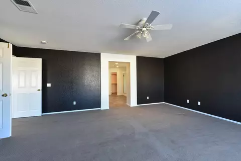 45418 Robinson Dr, Lancaster, CA 93535 photo 15