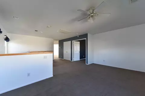 45418 Robinson Dr, Lancaster, CA 93535 photo 11