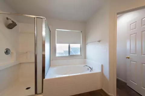 45418 Robinson Dr, Lancaster, CA 93535 photo 18