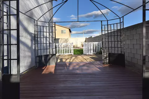 45418 Robinson Dr, Lancaster, CA 93535 photo 27