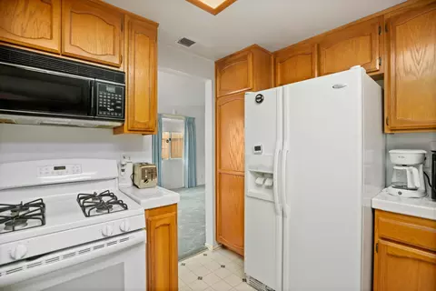 44535 Aspen St, Lancaster, CA 93535 photo 15