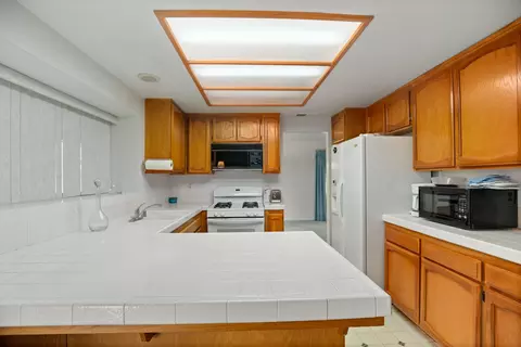 44535 Aspen St, Lancaster, CA 93535 photo 13