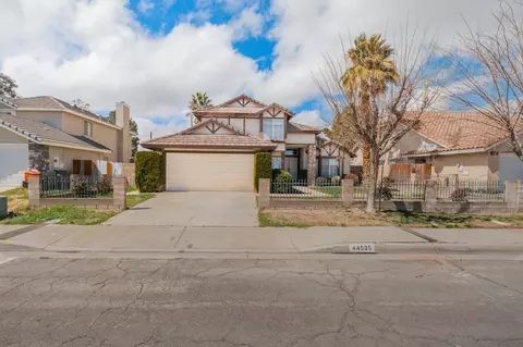 44535 Aspen St, Lancaster, CA 93535 photo 1