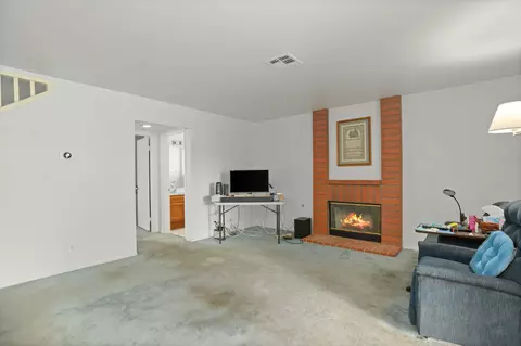 44535 Aspen St, Lancaster, CA 93535 photo 10