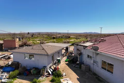 48801 E 97th St, Lancaster, CA 93535 photo 6