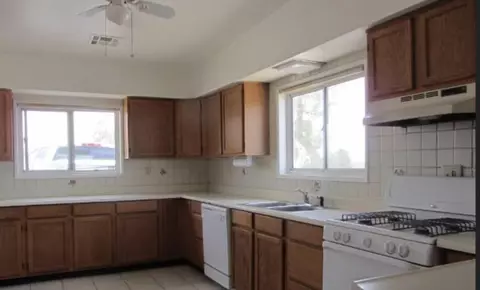 48801 E 97th St, Lancaster, CA 93535 photo 11