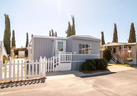 4444 Avenue R Spc 148 E #., Palmdale, CA 93552