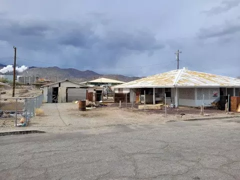 82992 Panamint Ave, Trona, CA 93562 photo 2