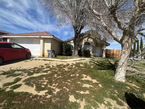 587 Conifer Dr, Palmdale, CA 93550