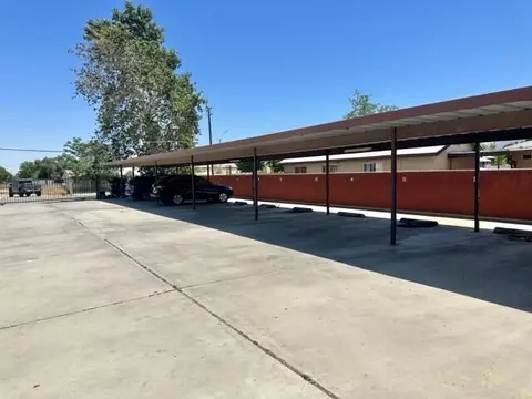 38225 12th St E, Palmdale, CA 93550 photo 3